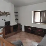 A Casa Di Gio & Gio Tatil Evi